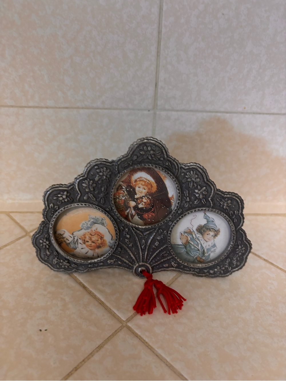 Hamilton Gifts Maud Humphrey Bogart frame